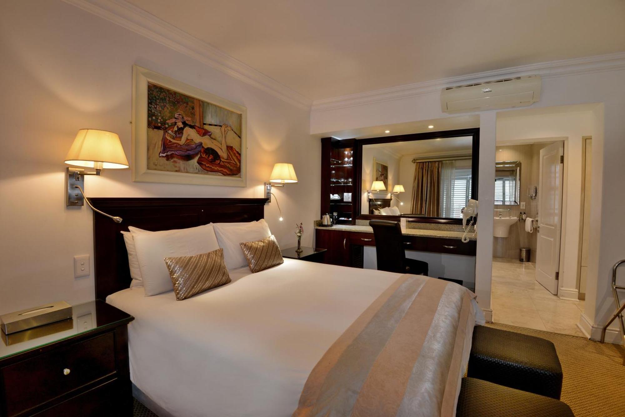 วาล ดู ชารอน โค้ช เฮาส์ Hotel เวลลิงตัน ภายนอก รูปภาพ