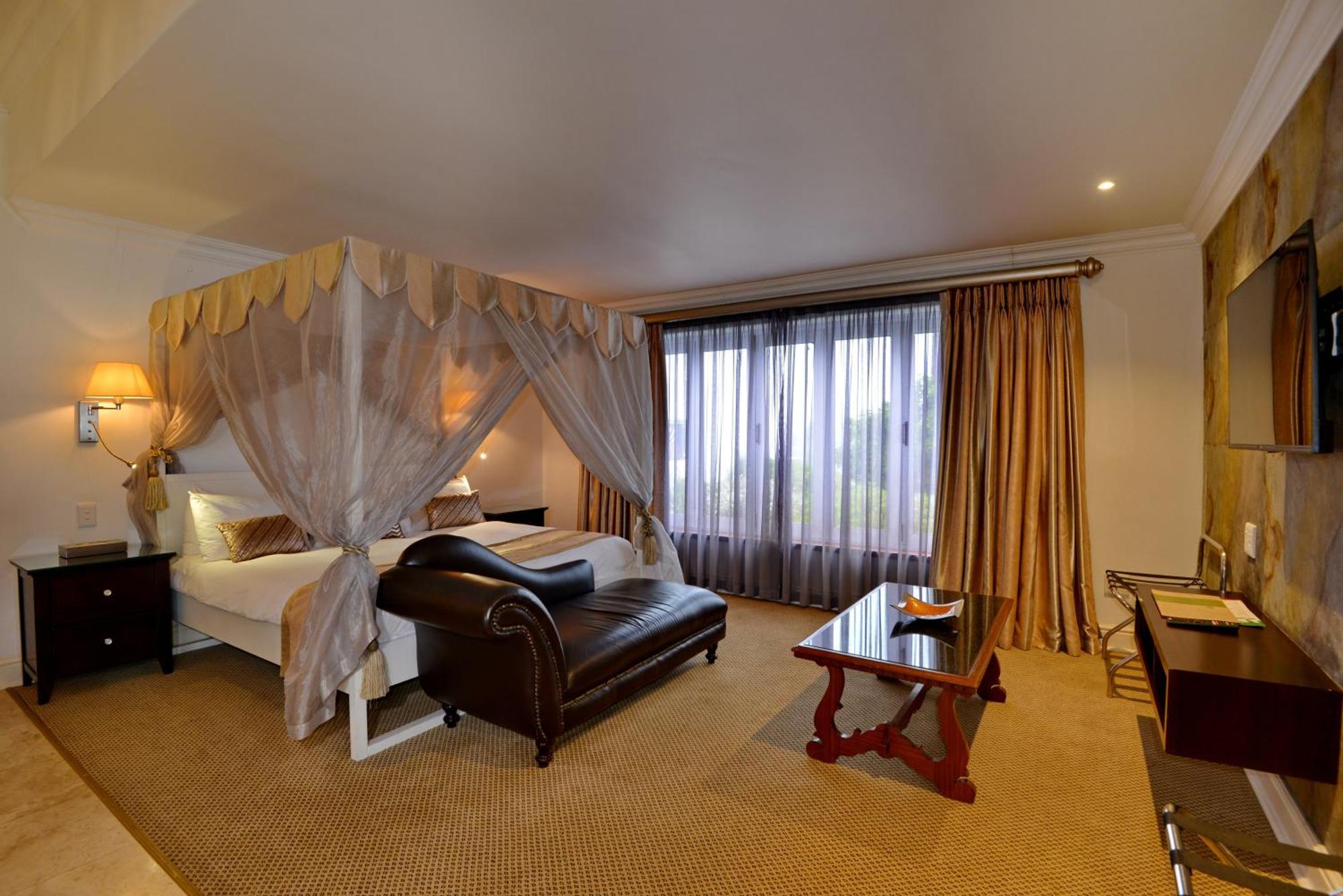 วาล ดู ชารอน โค้ช เฮาส์ Hotel เวลลิงตัน ภายนอก รูปภาพ
